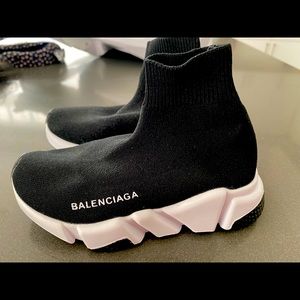 A nice replica for kids size 3